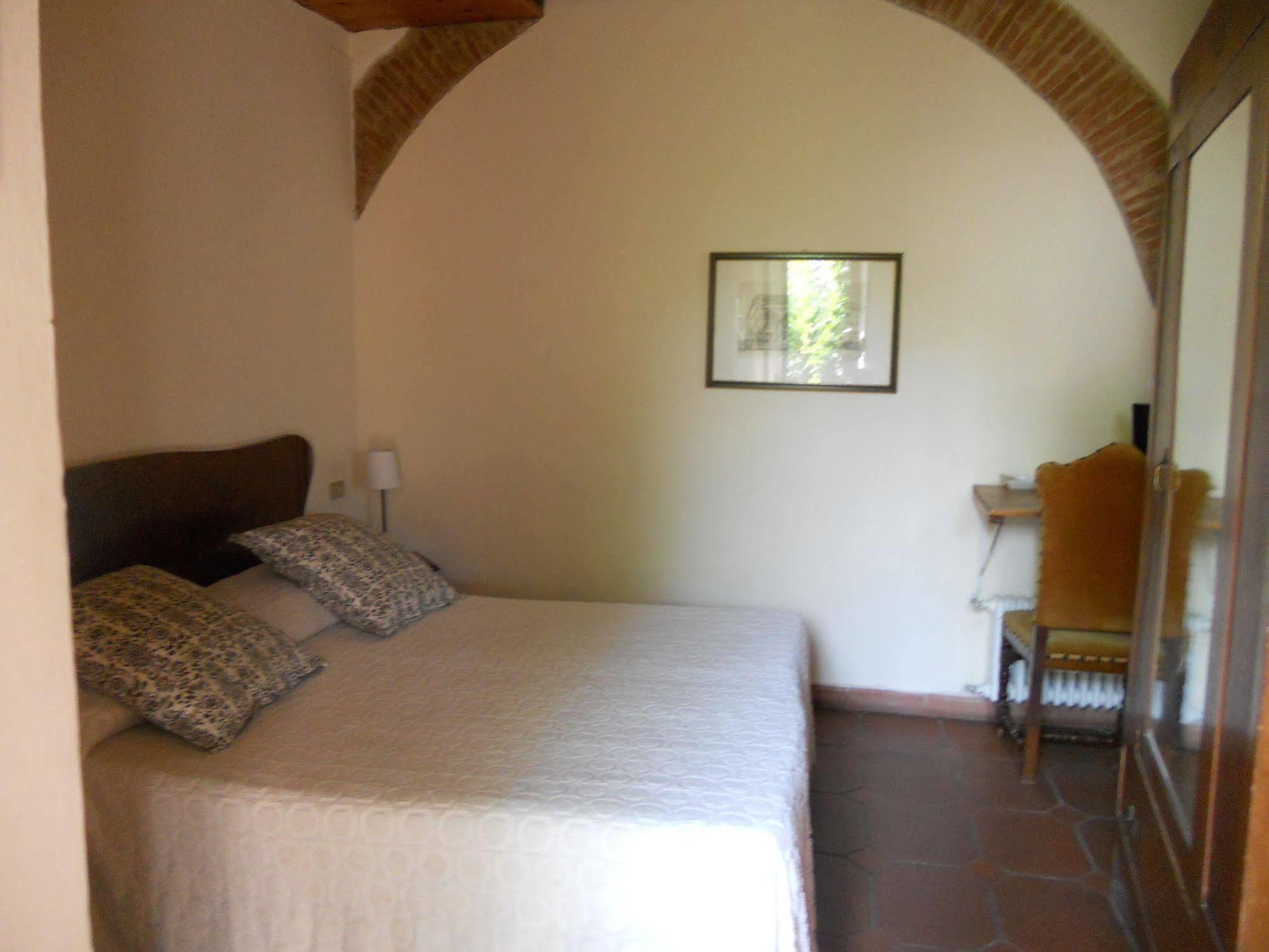 Agriturismo Le Macine Флоренция Экстерьер фото